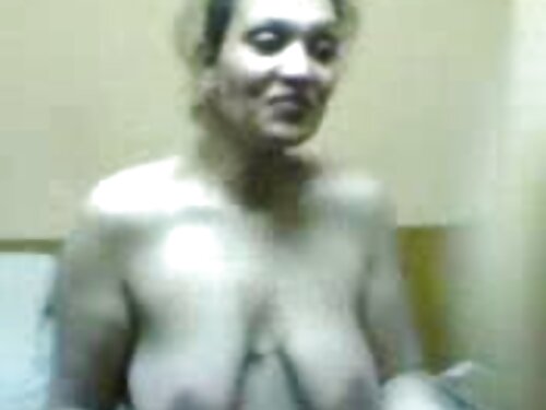 ผู้ใหญ่หน้าอกใหญ่โชว ...