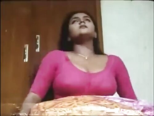 busty MILF ให้ วีดีโ ...